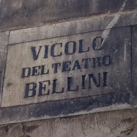 Alle Antiche Mura Del Vicolo
