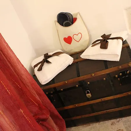 Apartment Alle Antiche Mura Del Vicolo Palermo